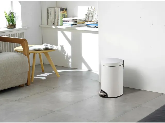 Serene Pedaalemmer 12 Liter Wit