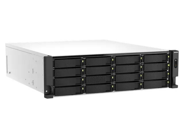 Intel Xeon E-2378, 64 GB ECC DDR4, 5GB Flash, 16 x 3.5 inch, 6 x 2.5 i