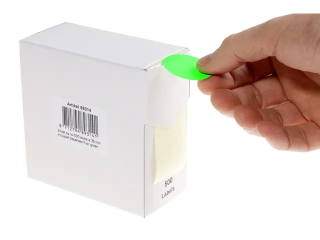 Etiquette sur rouleau 35mm vert fluo + dévidoir 500 pièces