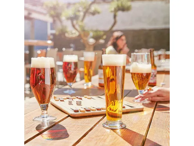 Arcoroc Cervoise Bierglas op voet 32cl doos à 6 stuks