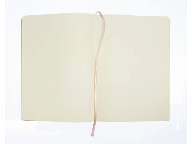 Schetsboek Kangaro A4 oud roze PU HC 80 blad 140gr roomwit met elastie