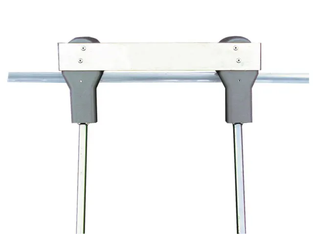 échelle pour rayonnages roulante,lisse L 2,2m,p. H jusqu'à 2,37m