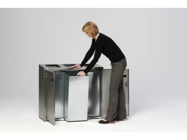 station de tri sélectif 3x90l HxlxP 900x1000x420mm av. code couleur