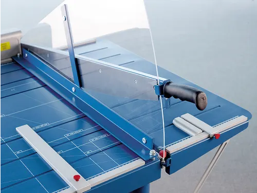 Snijmachine A1 Dahle 585 110cm Met onderstel en voetpedaal