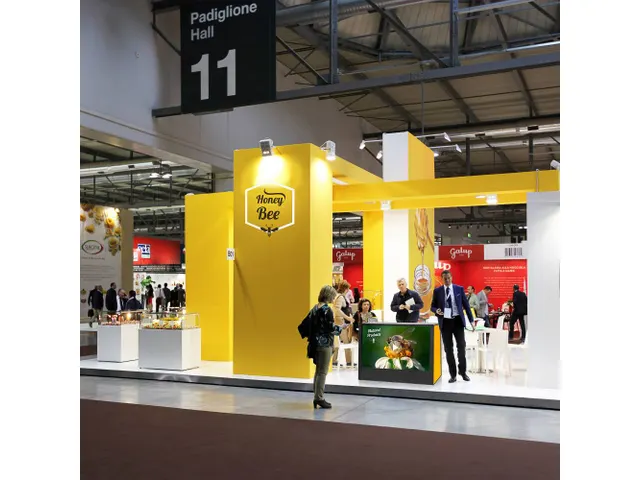 Digital Counter Futuro met 55 inch Samsung scherm landscape