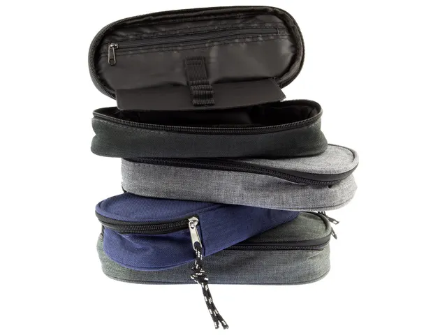 Etui Kangaro met inleg donker blauw ca 22x5x9cm