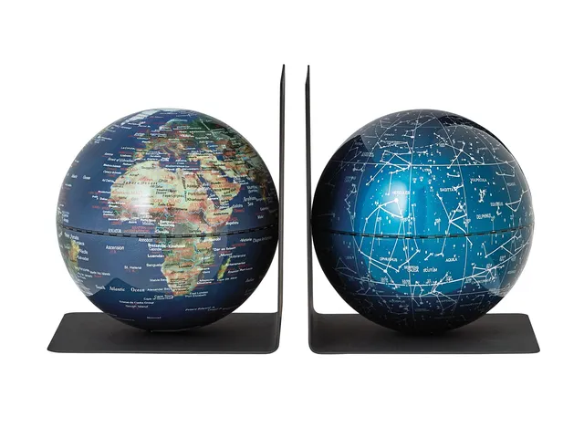 Boekensteun TROIKA met magnetische Wereldbol 13cm 2 stuks Assorti