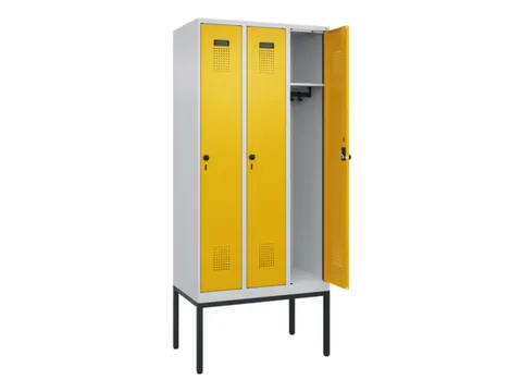 locker,HxBxD 2120x900x500mm,3vak,vak B 300mm,draaigrendel