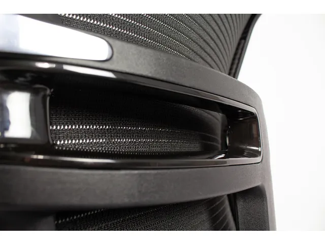 Chaise pour visiteurs Linea Omnia 05 noir/noir