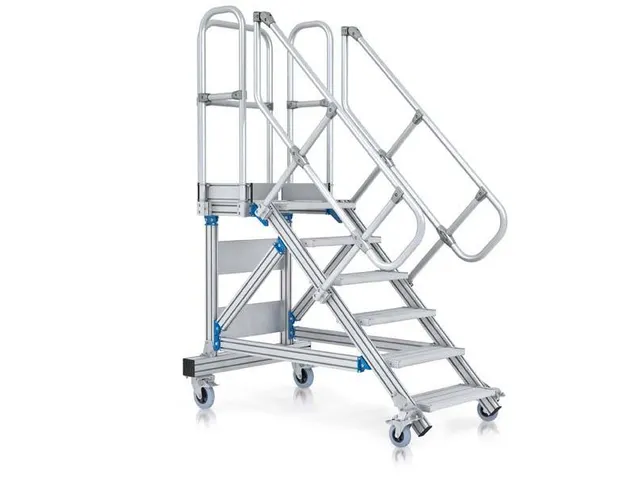 bordestrap,verrijdbaar,bordes H 1,25m,5treden,60° helling,aluminium