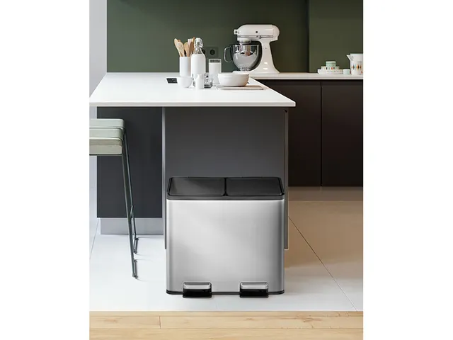 Eko Essential Recycler Pedaalemmer 15+15 Liter Mat RVS