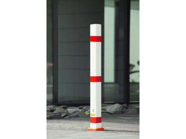 Afzetpaal Vierkant 70x70m Uitneembaar Driekantslot Spitse Kop Wit/Rood