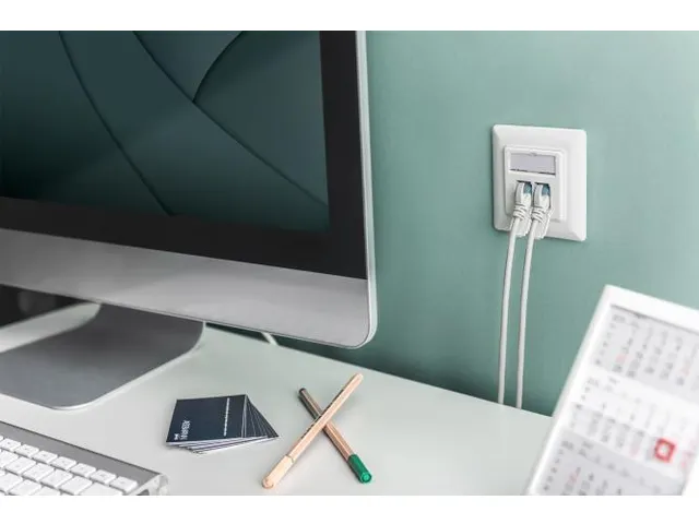 Lege doos voor Keystone modules 80x80 frame 50x50 centrale plaat