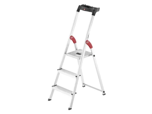 staande trap eenzijdig 3treden stand H 0 63m balk L 1 38m