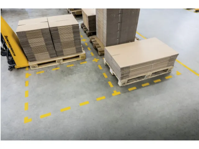 Etiquette De Marquage Au Sol Forme L 100x150mm Jaune