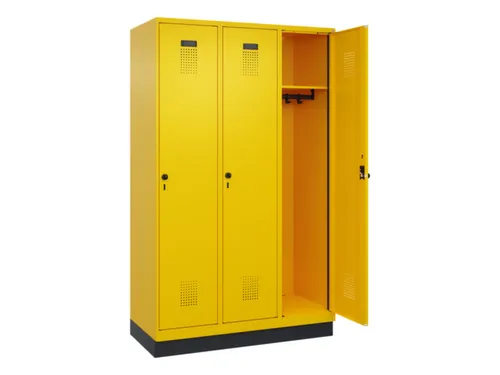 locker,HxBxD 1950x1200x500mm,3vak,vak B 400mm,draaigrendel,sokkel