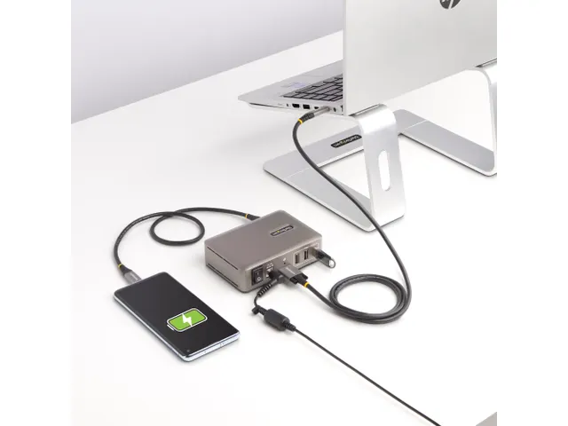 10-poorts USB-C hub desktop USB hub met 8x USB-A en 2x USB-C