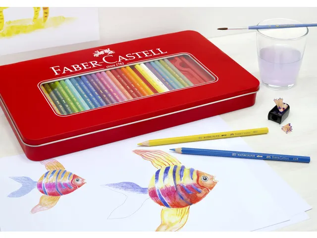 Crayon de couleur Faber-Castell Castle hexagonal étui métallique 60