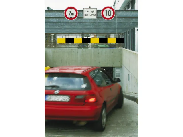 Hoogtebegrenzer L X H 2500X 150Mm Aluminium Zwart/geel