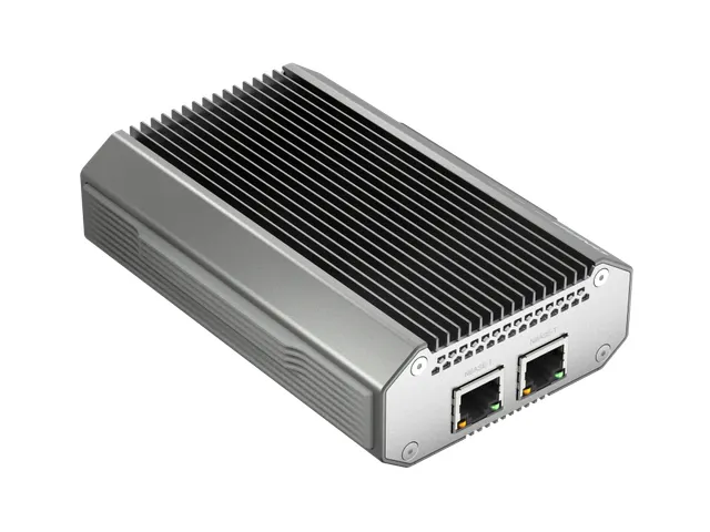 QNAP QNA-UC10G2T, Bedraad, USB Type-C, Ethernet, 10000 Mbit/s, Zwart,