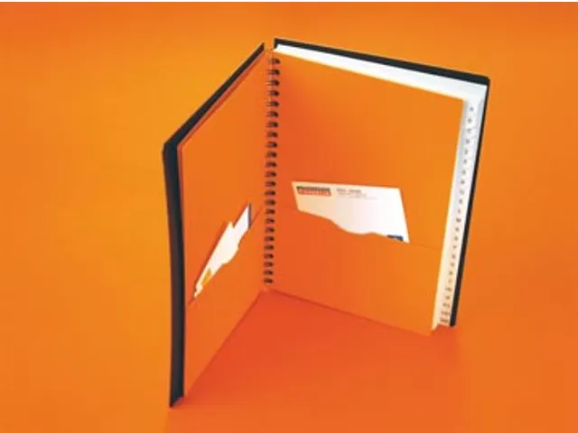 INTERNATIONAL Addressbook, ft A5, 144 bladzijden