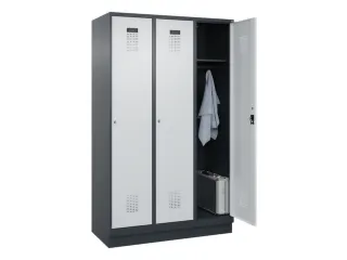 locker,HxBxD 1950x1200x500mm,3vak,vak B 400mm,cil.-slot,sokkel - 1