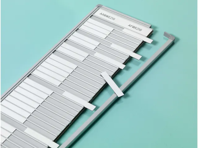 Aan- en afwezigheidsbord 24x53cm 20 namen Softline profiel 16mm