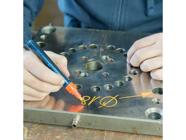 Lakmarker Schneider Maxx 270 1-3mm Roze