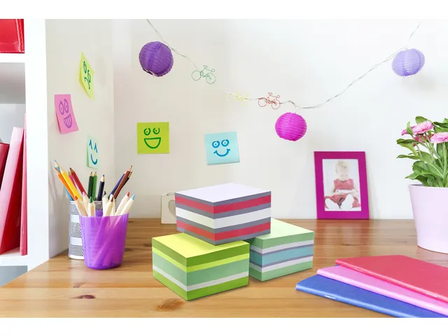 Notitieblok 75x75mm assorti Brilliant blok a 450 vel