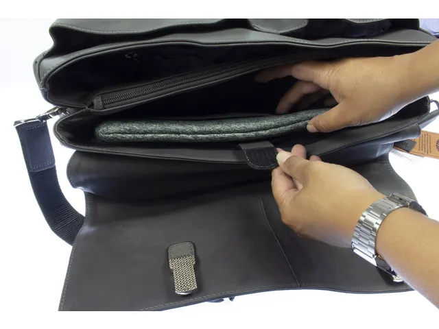 Aktetas Pride and Soul. DISTRICT