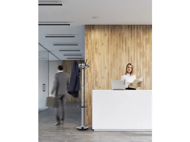 Kapstok MAUL Caligo staand zilver