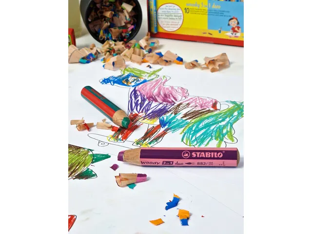 Crayon STABILO 882 Woody 3-en-1 Duo étui 6 pièces + taille-crayon