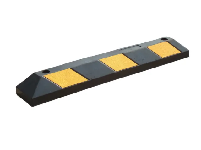 parkeerplaatsbegrenzing,v. <5km/h,B 900mm,overrijd H 100mm,hard rubber