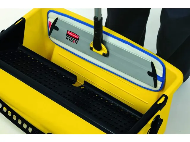 Seau de désinfection Hygen Microfibre Rubbermaid avec presse jaune