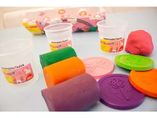 Kinderklei Eberhard Faber Glitter in beker, 100gram per beker - 8