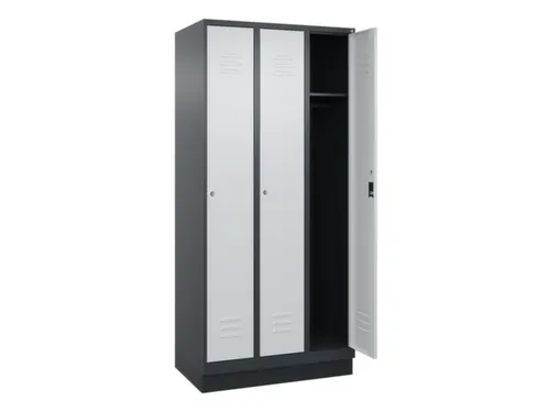 locker,HxBxD 1950x900x500mm,3vak,vak B 300mm,cil.-slot,sokkel
