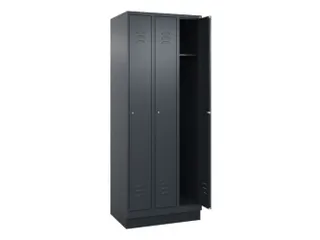 locker,HxBxD 1950x750x500mm,3vak,vak B 250mm,cil.-slot,sokkel - 1