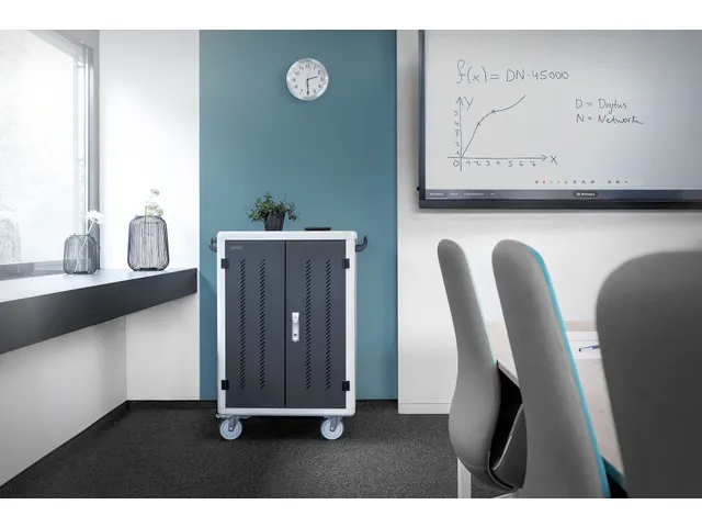 Mobiele oplaadkast voor 30 notebooks/tabletten 15.6 inch