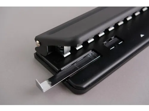 Perforator Zwart