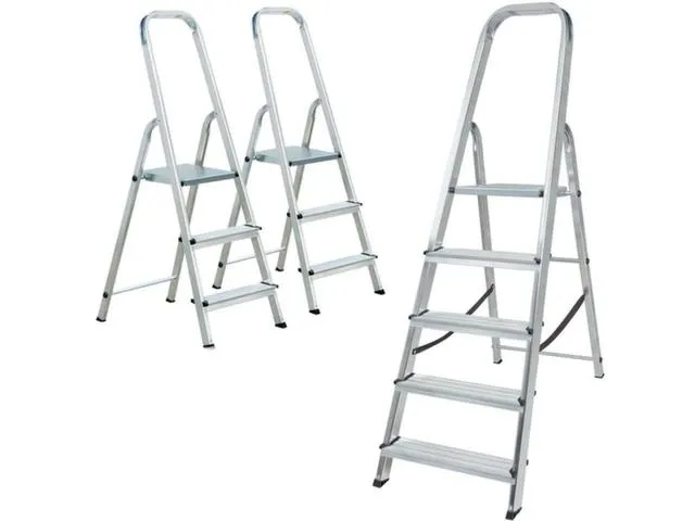 Set D’escabeaux Industriels 2X3 Marches/1X5 Marches À Un Côté A