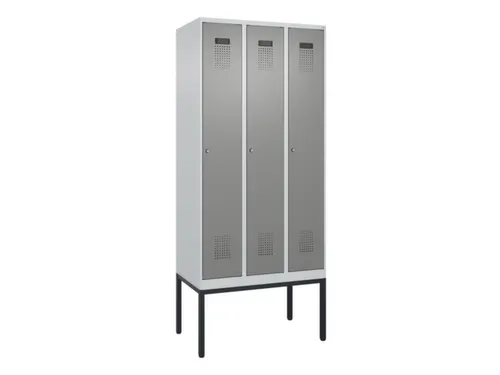 locker,HxBxD 2120x900x500mm,3vak,vak B 300mm,cil.-slot,voetonderstel