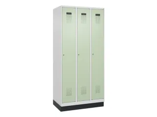locker,HxBxD 1950x900x500mm,3vak,vak B 300mm,cil.-slot,sokkel - 3
