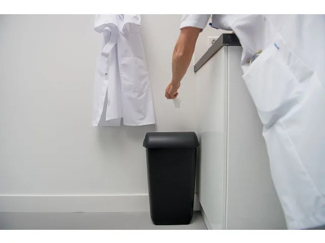 QuartzLine Afvalbak 441452 kunststof 23 liter Zwart