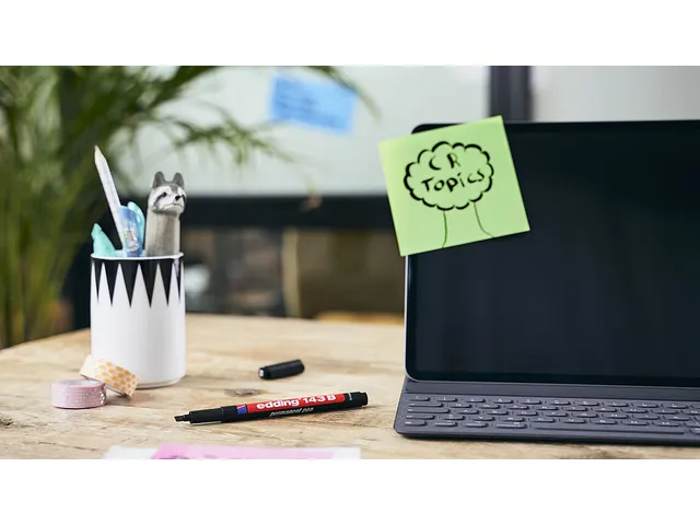 Feutre edding 143M biseauté 1-3mm noir