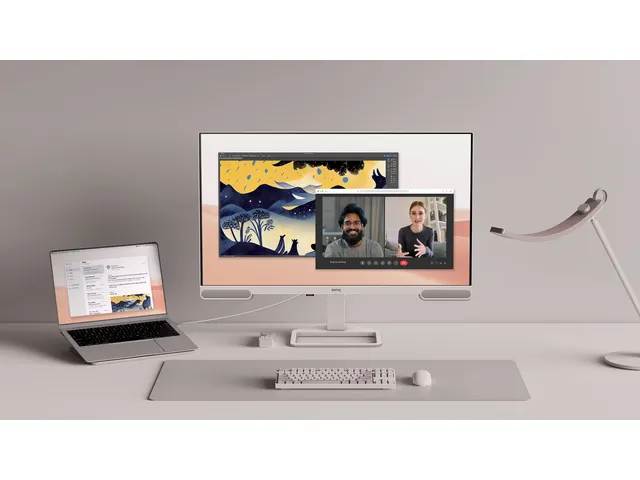 Monitor Ew3290U 31.5 inch 16:9 3840X21601000:1 5Ms