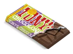 Chocolade Tony Chocolonely melk karamel pecan crunch reep 90 gram