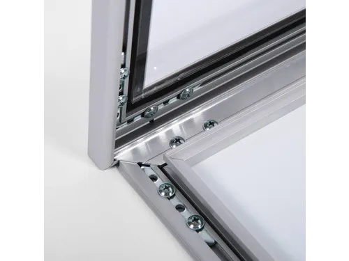 Outdoor Menubord 4x A4 met Logopaneel Staand LED verlicht