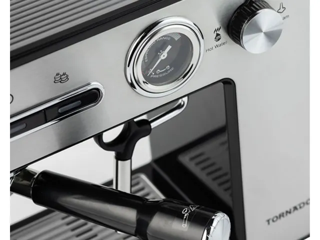 Tornado 5-in-1 koffiemachine 19 bar zwart RVS