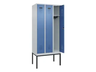 locker,HxBxD 2120x900x500mm,3vak,vak B 300mm,cil.-slot,voetonderstel - 1