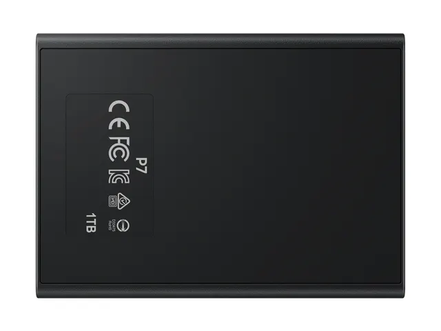 Portable SSD P7 USB 4.0 Gen 3x2 1TB